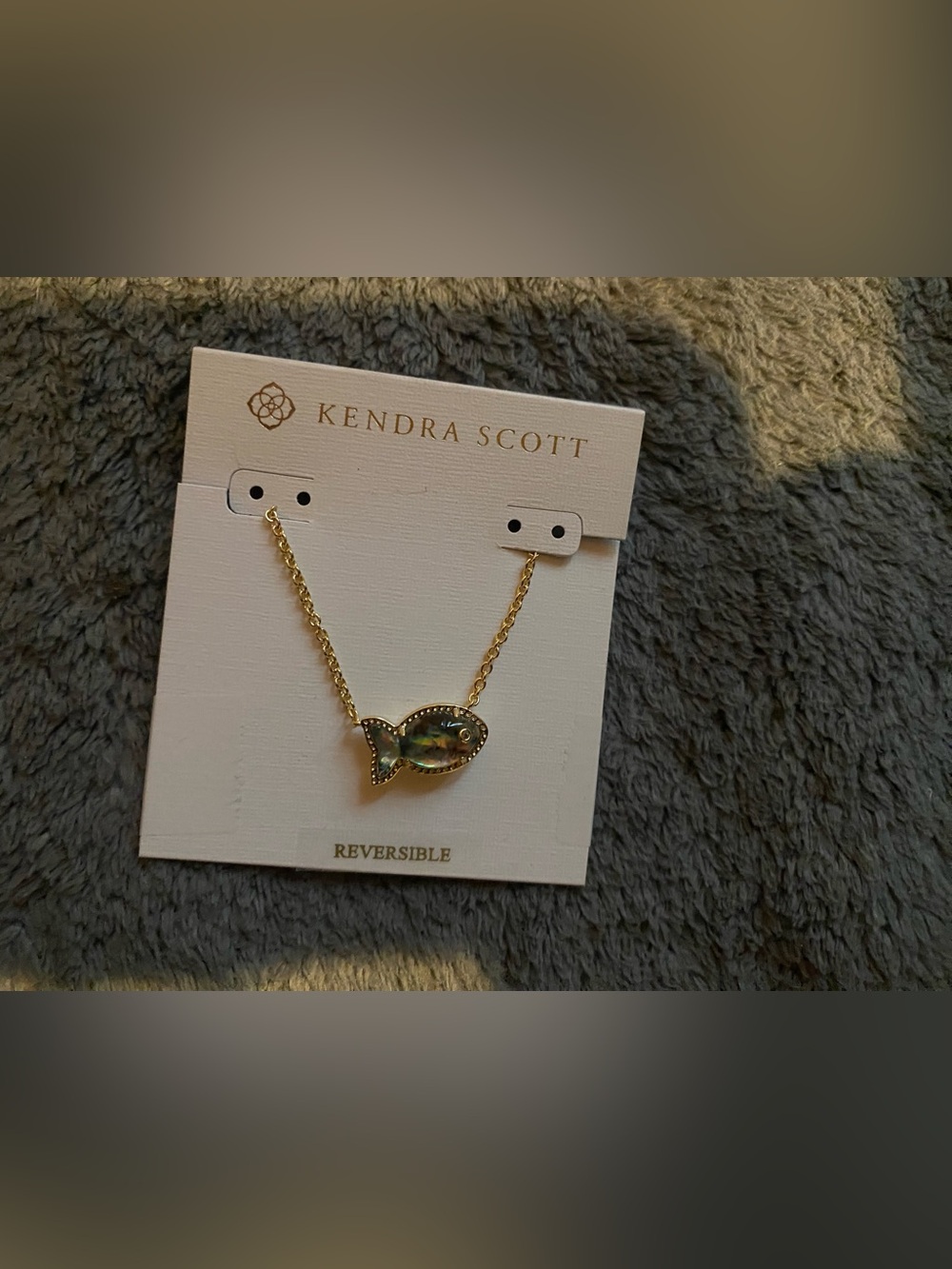BNWT Kendra Scott Parker Short Gold Fish w/Abalone Shell Necklace $75 - Picture 3 of 4